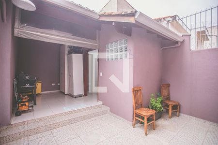 Casa à venda com 167m², 3 quartos e 2 vagas Casa à venda com 167m², 3 quartos e 2 vagasQuintal