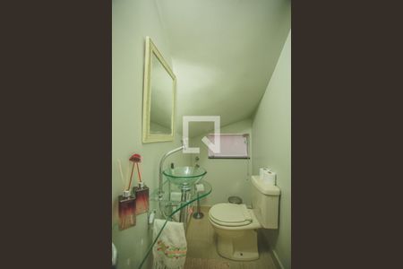 Casa à venda com 167m², 3 quartos e 2 vagas Casa à venda com 167m², 3 quartos e 2 vagasLavabo