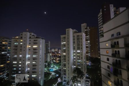 Apartamento à venda com 200m², 4 quartos e 4 vagas Apartamento à venda com 200m², 4 quartos e 4 vagasVista Suíte 2