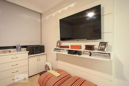 Apartamento à venda com 200m², 4 quartos e 4 vagas Apartamento à venda com 200m², 4 quartos e 4 vagasQuarto 2