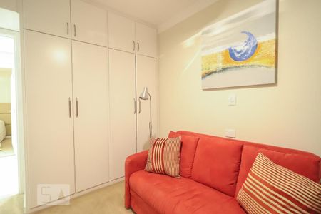 Apartamento à venda com 200m², 4 quartos e 4 vagas Apartamento à venda com 200m², 4 quartos e 4 vagasQuarto 2