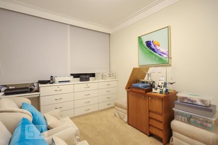 Apartamento à venda com 200m², 4 quartos e 4 vagas Apartamento à venda com 200m², 4 quartos e 4 vagasQuarto 1