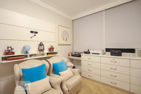 Apartamento à venda com 200m², 4 quartos e 4 vagas Apartamento à venda com 200m², 4 quartos e 4 vagasQuarto 1