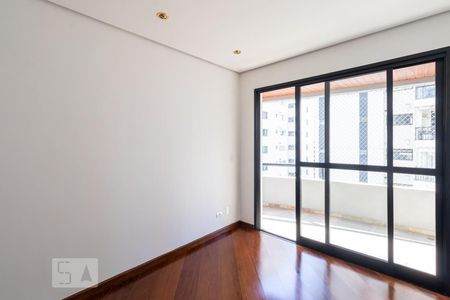 Sala de apartamento à venda com 3 quartos, 72m² em Moema, São Paulo