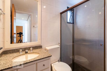 Apartamento à venda com 72m², 3 quartos e 2 vagasBanheiro 2