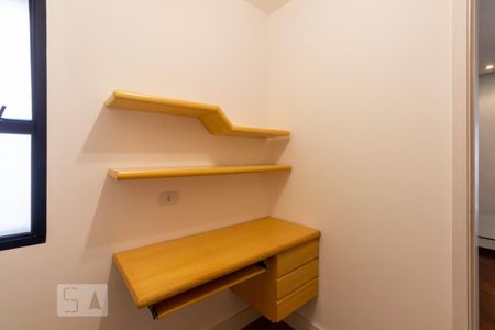 Apartamento à venda com 72m², 3 quartos e 2 vagasEscritório