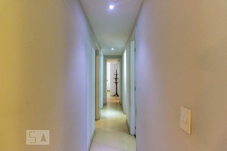 Corredor de apartamento para alugar com 3 quartos, 100m² em Botafogo, Rio de Janeiro