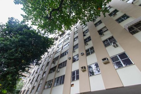Apartamento para alugar com 100m², 3 quartos e 1 vagaFachada