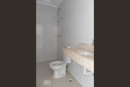 Banheiro da suíte de casa à venda com 3 quartos, 135m² em Vila Gustavo, São Paulo