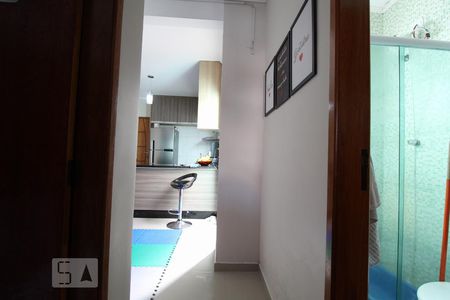 Corredor de apartamento à venda com 2 quartos, 50m² em Vila Suica, Santo André