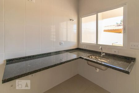 Casa à venda com 135m², 3 quartos e 4 vagas Casa à venda com 135m², 3 quartos e 4 vagasDetalhe - Cozinha