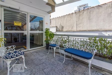 Apartamento para alugar com 23m², 1 quarto e 1 vagaÁrea Comum - Entrada