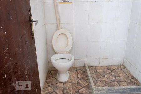 Casa para alugar com 52m², 2 quartos e sem vagaBanheiro