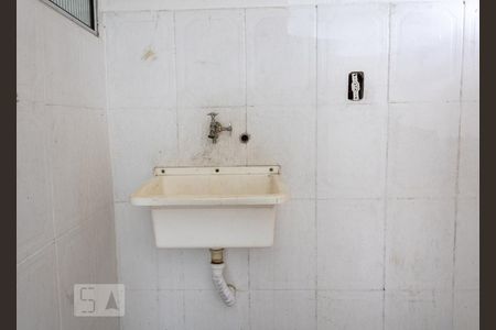 Casa para alugar com 52m², 2 quartos e sem vagaÁrea de Serviço