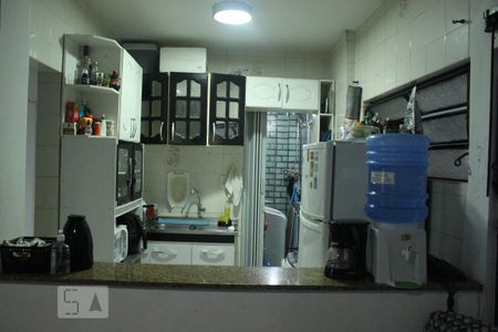 Cozinha de apartamento à venda com 3 quartos, 70m² em Liberdade, São Paulo