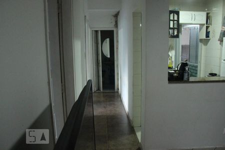 Corredor de apartamento à venda com 3 quartos, 70m² em Liberdade, São Paulo