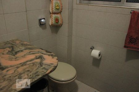 Apartamento à venda com 70m², 3 quartos e sem vagaBanheiro