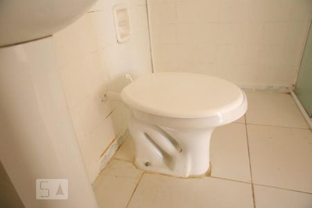 Banheiro/Lavanderia de kitnet/studio à venda com 1 quarto, 34m² em Sé, São Paulo