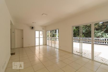 Apartamento para alugar com 50m², 2 quartos e 1 vagaÁrea comum 