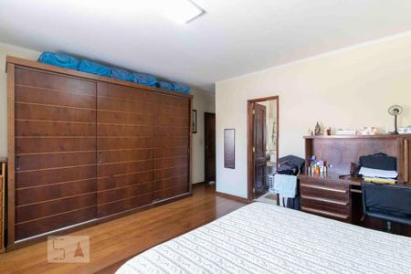 Casa à venda com 295m², 4 quartos e 3 vagas Casa à venda com 295m², 4 quartos e 3 vagasSuíte 1