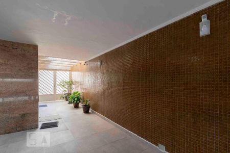 Casa à venda com 295m², 4 quartos e 3 vagas Casa à venda com 295m², 4 quartos e 3 vagasGaragem