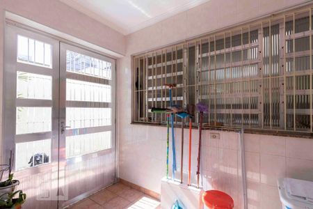 Casa à venda com 295m², 4 quartos e 3 vagas Casa à venda com 295m², 4 quartos e 3 vagasÁrea de Serviço