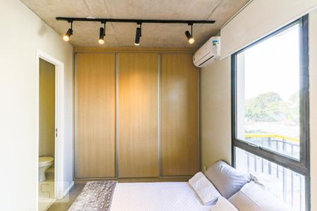 Quarto de kitnet/studio à venda com 1 quarto, 32m² em Jardim Novo Santo Amaro, São Paulo