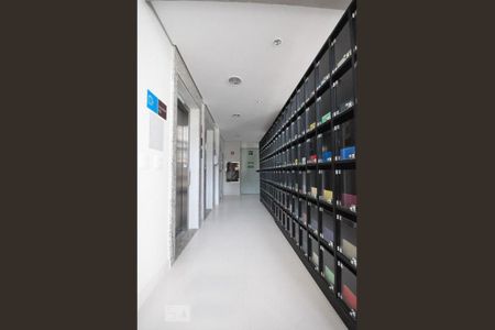 Studio à venda com 32m², 1 quarto e 1 vaga Studio à venda com 32m², 1 quarto e 1 vagaHall