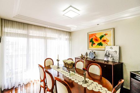 Apartamento à venda com 230m², 4 quartos e 4 vagasSala de jantar