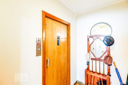 Hall elevador de apartamento à venda com 4 quartos, 230m² em Campo Belo, São Paulo