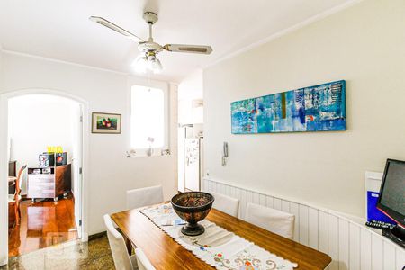 Apartamento à venda com 230m², 4 quartos e 4 vagasCopa