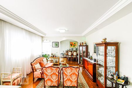 Apartamento à venda com 230m², 4 quartos e 4 vagasSala