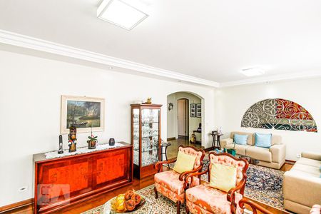 Apartamento à venda com 230m², 4 quartos e 4 vagasSala