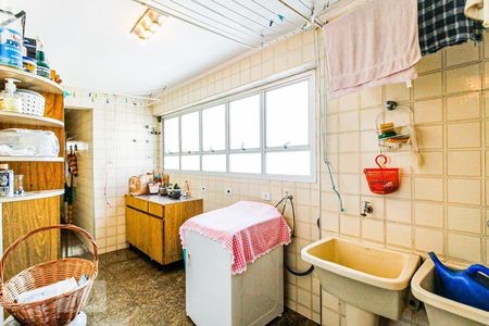 Apartamento à venda com 230m², 4 quartos e 4 vagasÁrea de Serviço