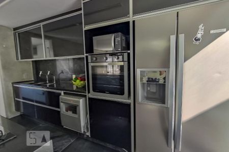 Cozinha de apartamento para alugar com 2 quartos, 250m² em Centro, Belo Horizonte