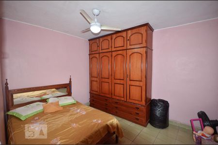 Casa à venda com 50m², 3 quartos e 1 vaga Casa à venda com 50m², 3 quartos e 1 vagaQuarto 1