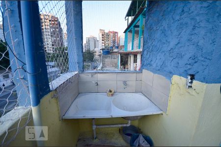 Casa à venda com 50m², 3 quartos e 1 vaga Casa à venda com 50m², 3 quartos e 1 vagaÁrea de Serviço