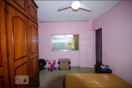 Casa à venda com 50m², 3 quartos e 1 vaga Casa à venda com 50m², 3 quartos e 1 vagaQuarto 1