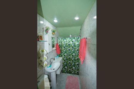 Casa à venda com 50m², 3 quartos e 1 vaga Casa à venda com 50m², 3 quartos e 1 vagaBanheiro Social