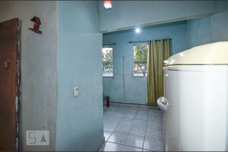 Casa à venda com 50m², 3 quartos e 1 vaga Casa à venda com 50m², 3 quartos e 1 vagaCozinha