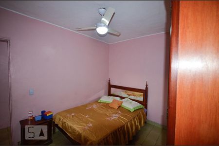 Casa à venda com 50m², 3 quartos e 1 vaga Casa à venda com 50m², 3 quartos e 1 vagaQuarto 1