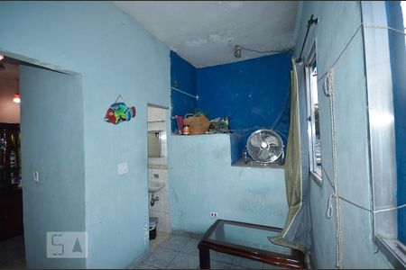 Casa à venda com 50m², 3 quartos e 1 vaga Casa à venda com 50m², 3 quartos e 1 vagaCozinha