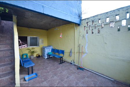 Casa à venda com 50m², 3 quartos e 1 vaga Casa à venda com 50m², 3 quartos e 1 vagaÁrea de Serviço