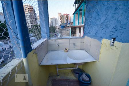 Casa à venda com 50m², 3 quartos e 1 vaga Casa à venda com 50m², 3 quartos e 1 vagaÁrea de Serviço