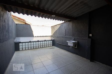 Casa de condomínio à venda com 140m², 2 quartos e 2 vagasÁrea de Serviço