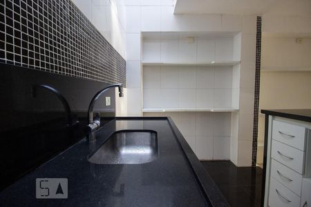 Casa de condomínio à venda com 140m², 2 quartos e 2 vagasCozinha