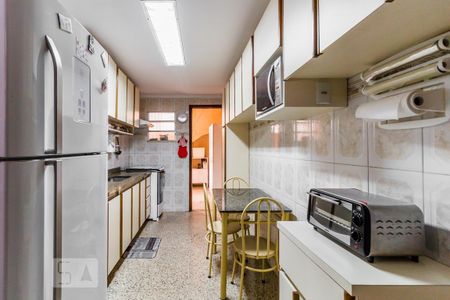 Casa à venda com 70m², 2 quartos e 1 vaga Casa à venda com 70m², 2 quartos e 1 vagaCozinha