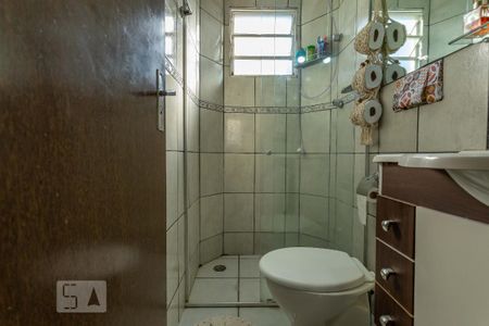 Banheiro de apartamento para alugar com 2 quartos, 48m² em Rio Branco, Belo Horizonte