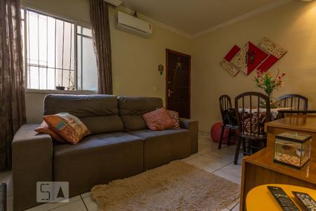 Apartamento para alugar com 2 quartos, 48m² em Rio Branco, Belo Horizonte