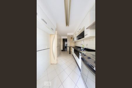 Apartamento à venda com 103m², 3 quartos e 2 vagasCozinha